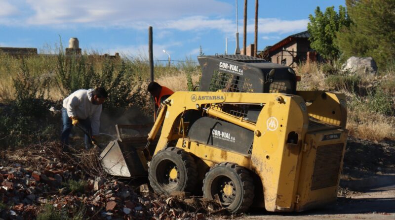 limpieza en el barrio San Cayetano